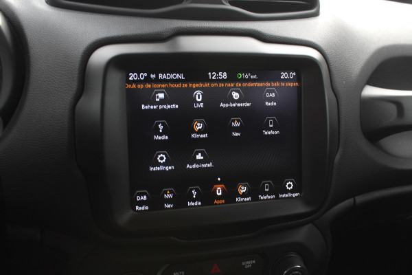 Jeep Renegade 1.4 MultiAir Limited / Trekhaak / Navigatie / CarPlay / 17'' / Parkeerhulp V+A / DAB / ACC Jeep Renegade 1.4 MultiAir Limited / Trekhaak / Navigatie / CarPlay / 17'' / Parkeerhulp V+A / DAB / ACC