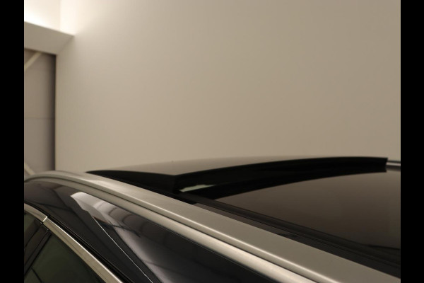 Volvo XC60 2.0 T8 Twin Engine AWD Inscription | Panoramadak | Trekhaak | Stoelventilatie | Bowers & Wilkins | Head-Up | Adaptive cruise | Leder | 360 Camera | Carplay | Navigatie | Luchvering | PHEV | Plug In