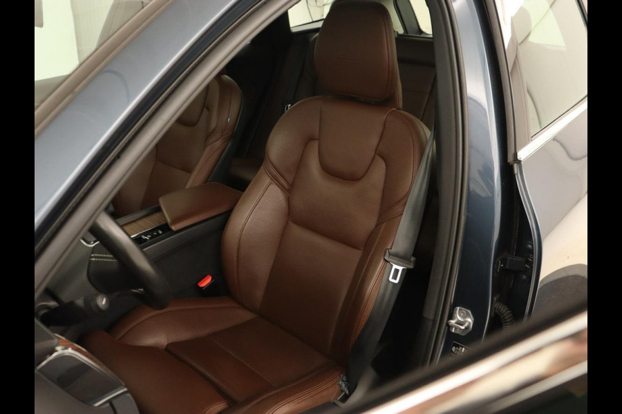 Volvo XC60 2.0 T8 Twin Engine AWD Inscription | Panoramadak | Trekhaak | Stoelventilatie | Bowers & Wilkins | Head-Up | Adaptive cruise | Leder | 360 Camera | Carplay | Navigatie | Luchvering | PHEV | Plug In