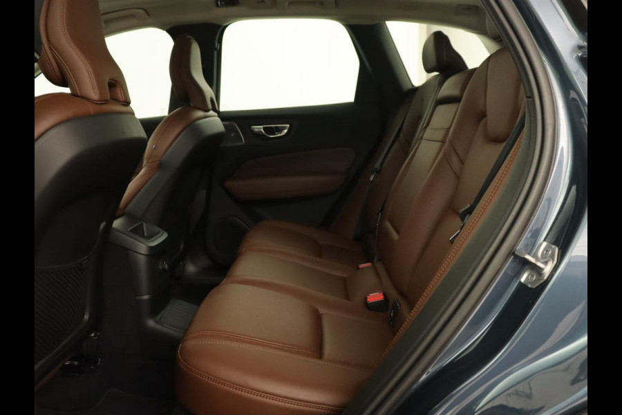 Volvo XC60 2.0 T8 Twin Engine AWD Inscription | Panoramadak | Trekhaak | Stoelventilatie | Bowers & Wilkins | Head-Up | Adaptive cruise | Leder | 360 Camera | Carplay | Navigatie | Luchvering | PHEV | Plug In