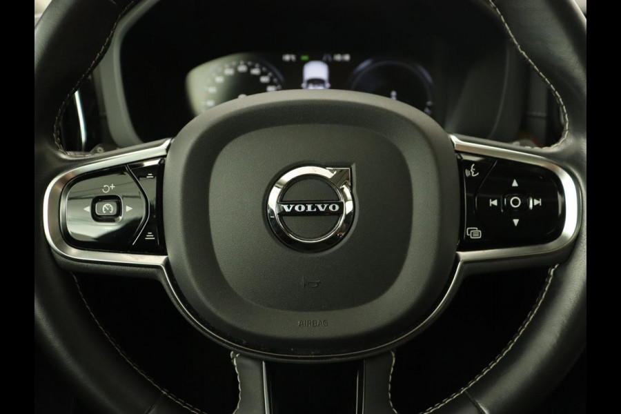 Volvo XC60 2.0 T8 Twin Engine AWD Inscription | Panoramadak | Trekhaak | Stoelventilatie | Bowers & Wilkins | Head-Up | Adaptive cruise | Leder | 360 Camera | Carplay | Navigatie | Luchvering | PHEV | Plug In