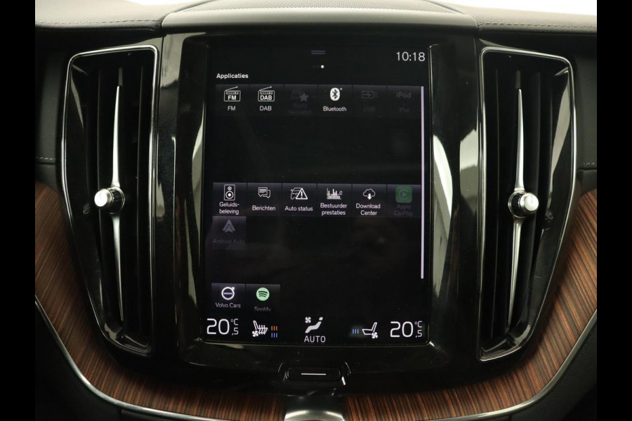 Volvo XC60 2.0 T8 Twin Engine AWD Inscription | Panoramadak | Trekhaak | Stoelventilatie | Bowers & Wilkins | Head-Up | Adaptive cruise | Leder | 360 Camera | Carplay | Navigatie | Luchvering | PHEV | Plug In