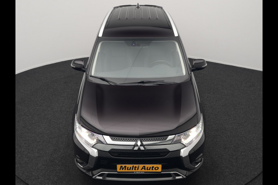 Mitsubishi Outlander 2.4 Intense Plug In Hybrid 225pk Dealer O.H PHEV | Trekhaak Afneembaar | Alcantara Sportstoelen Verwarmd | Camera | Apple Carplay | Keyless | DAB |