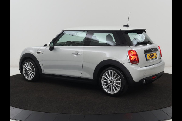 MINI Cooper 1.5 Chili | Automaat | Stoelverwarming | Full LED | Navigatie | Parkeerhulp | Sportstoelen | Climate control | Cruise control