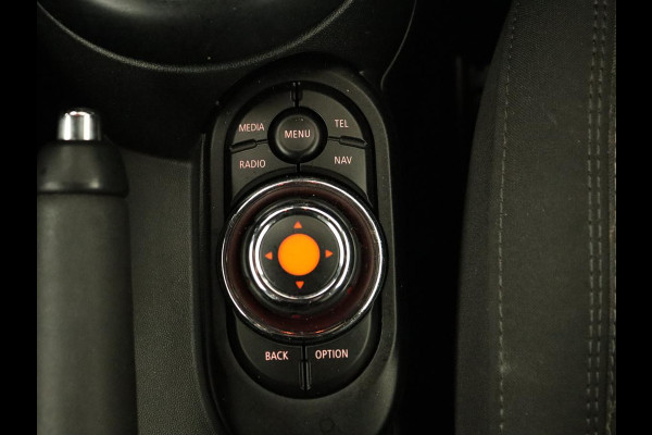 MINI Cooper 1.5 Chili | Automaat | Stoelverwarming | Full LED | Navigatie | Parkeerhulp | Sportstoelen | Climate control | Cruise control
