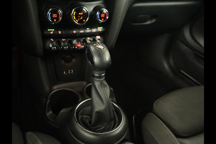 MINI Cooper 1.5 Chili | Automaat | Stoelverwarming | Full LED | Navigatie | Parkeerhulp | Sportstoelen | Climate control | Cruise control