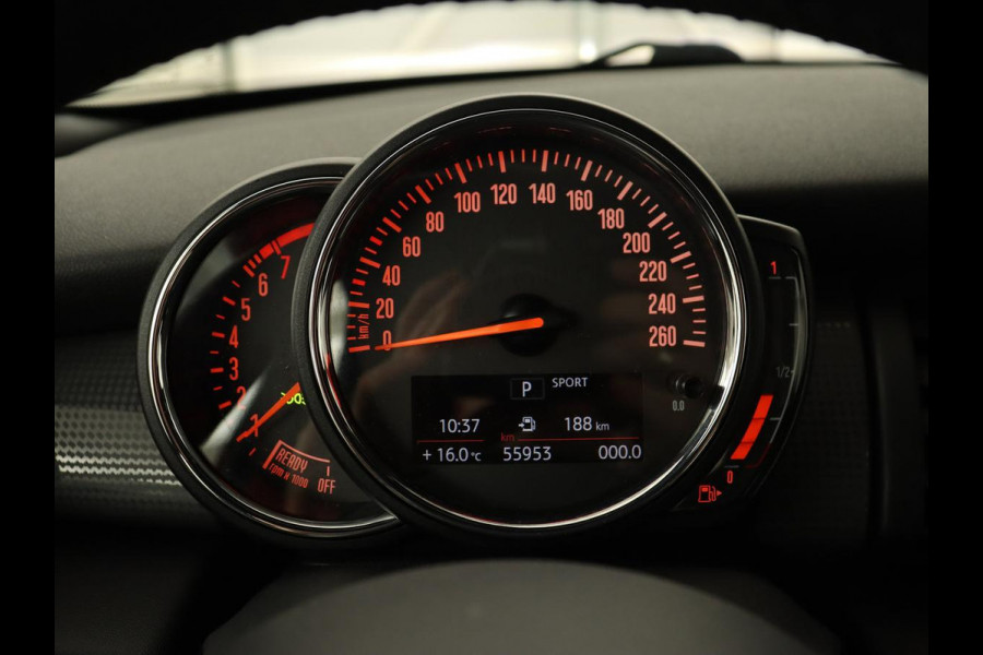 MINI Cooper 1.5 Chili | Automaat | Stoelverwarming | Full LED | Navigatie | Parkeerhulp | Sportstoelen | Climate control | Cruise control