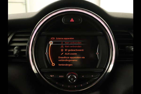 MINI Cooper 1.5 Chili | Automaat | Stoelverwarming | Full LED | Navigatie | Parkeerhulp | Sportstoelen | Climate control | Cruise control
