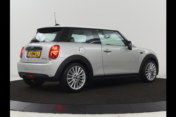 MINI Cooper 1.5 Chili | Automaat | Stoelverwarming | Full LED | Navigatie | Parkeerhulp | Sportstoelen | Climate control | Cruise control