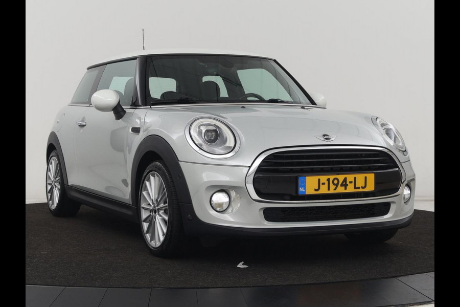 MINI Cooper 1.5 Chili | Automaat | Stoelverwarming | Full LED | Navigatie | Parkeerhulp | Sportstoelen | Climate control | Cruise control