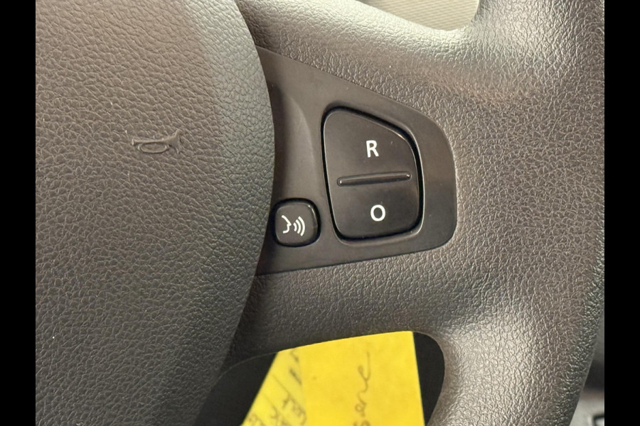 Renault Trafic Passenger 1.6 dCi Grand Zen Energy 9-PERSOONS personenbus Incl. BTW/BPM Airco Navi Cruise Control