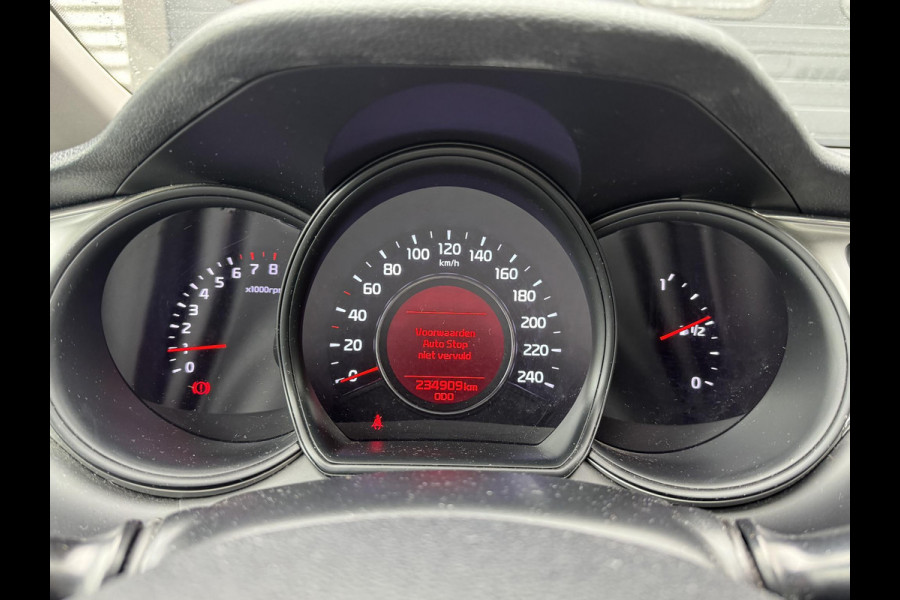 Kia cee'd 1.6 GDI ComfortPlusLine Navigator | Camera | Lichtmetalen Velgen | Navigatie | Cruise Control | Kia cee'd 1.6 GDI ComfortPlusLine Navigator | Camera | Lichtmetalen Velgen | Navigatie | Cruise Control |