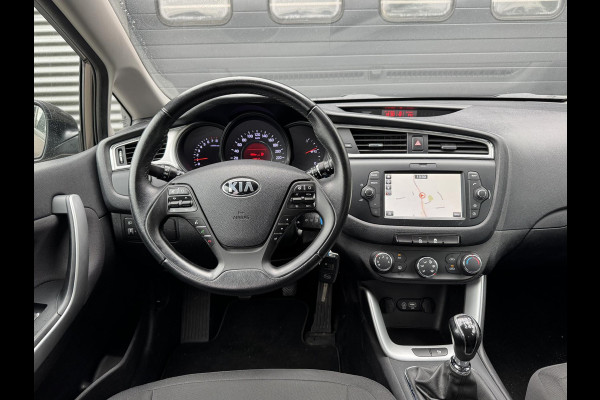 Kia cee'd 1.6 GDI ComfortPlusLine Navigator | Camera | Lichtmetalen Velgen | Navigatie | Cruise Control | Kia cee'd 1.6 GDI ComfortPlusLine Navigator | Camera | Lichtmetalen Velgen | Navigatie | Cruise Control |