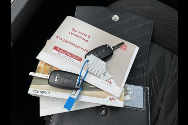 Kia cee'd 1.6 GDI ComfortPlusLine Navigator | Camera | Lichtmetalen Velgen | Navigatie | Cruise Control | Kia cee'd 1.6 GDI ComfortPlusLine Navigator | Camera | Lichtmetalen Velgen | Navigatie | Cruise Control |