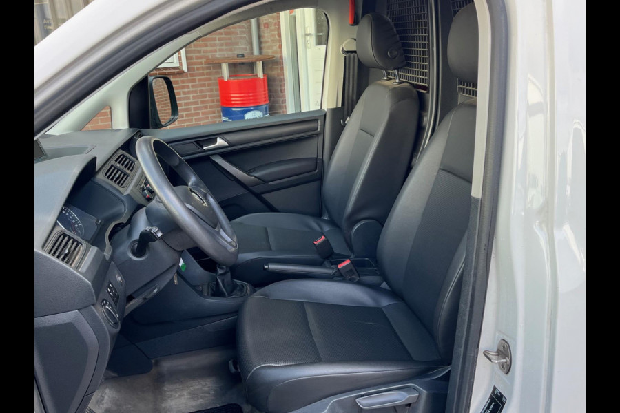 Volkswagen Caddy 2.0 TDI L1H1 Comfortline / Trekhaak / App connect / Camera / Cruise Volkswagen Caddy 2.0 TDI L1H1 Comfortline / Trekhaak / App connect / Camera / Cruise