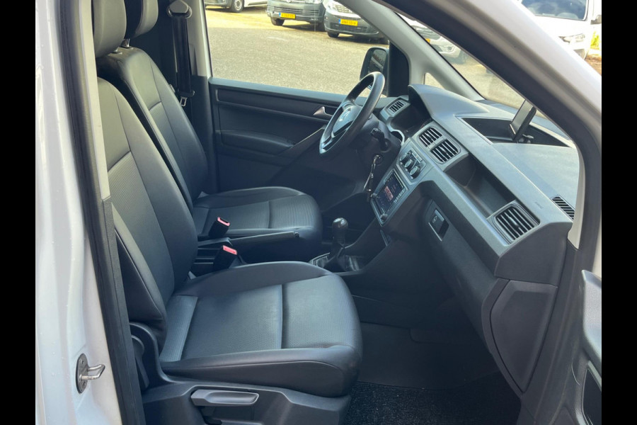 Volkswagen Caddy 2.0 TDI L1H1 Comfortline / Trekhaak / App connect / Camera / Cruise Volkswagen Caddy 2.0 TDI L1H1 Comfortline / Trekhaak / App connect / Camera / Cruise