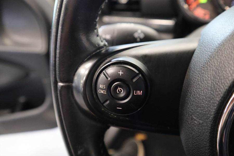 MINI Clubman 1.5 One Salt Business Keyless Go Carplay Navi MINI Clubman 1.5 One Salt Business Keyless Go Carplay Navi