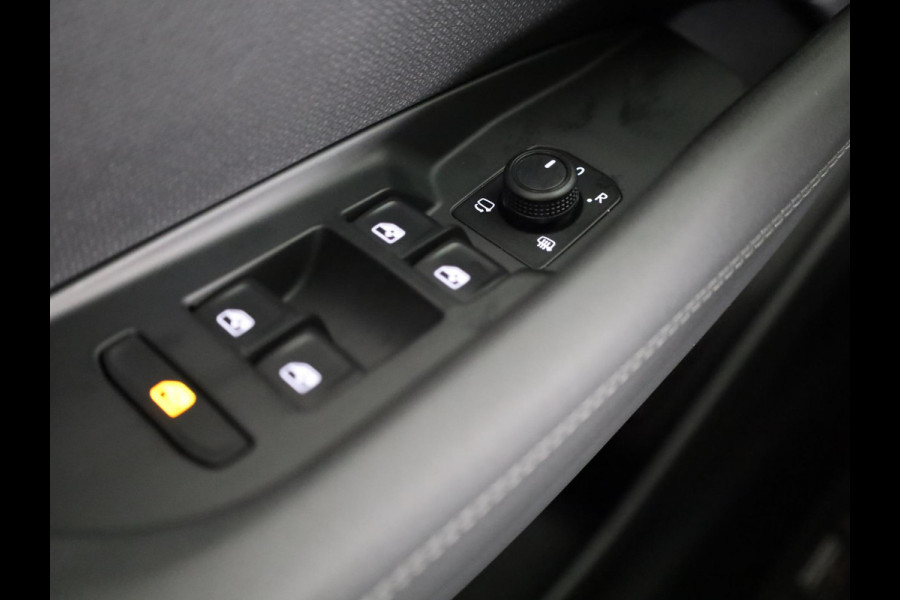 CUPRA Terramar 1.5 TSI e-Hybrid VZ Performance 272PK | Premium bekleding | 360 graden camera | Head-Up display | Sennheiser |