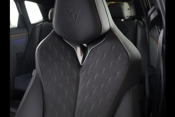 CUPRA Terramar 1.5 TSI e-Hybrid VZ Performance 272PK | Premium bekleding | 360 graden camera | Head-Up display | Sennheiser |