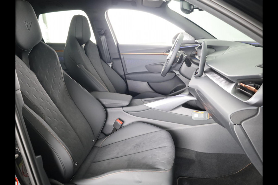 CUPRA Terramar 1.5 TSI e-Hybrid VZ Performance 272PK | Premium bekleding | 360 graden camera | Head-Up display | Sennheiser |