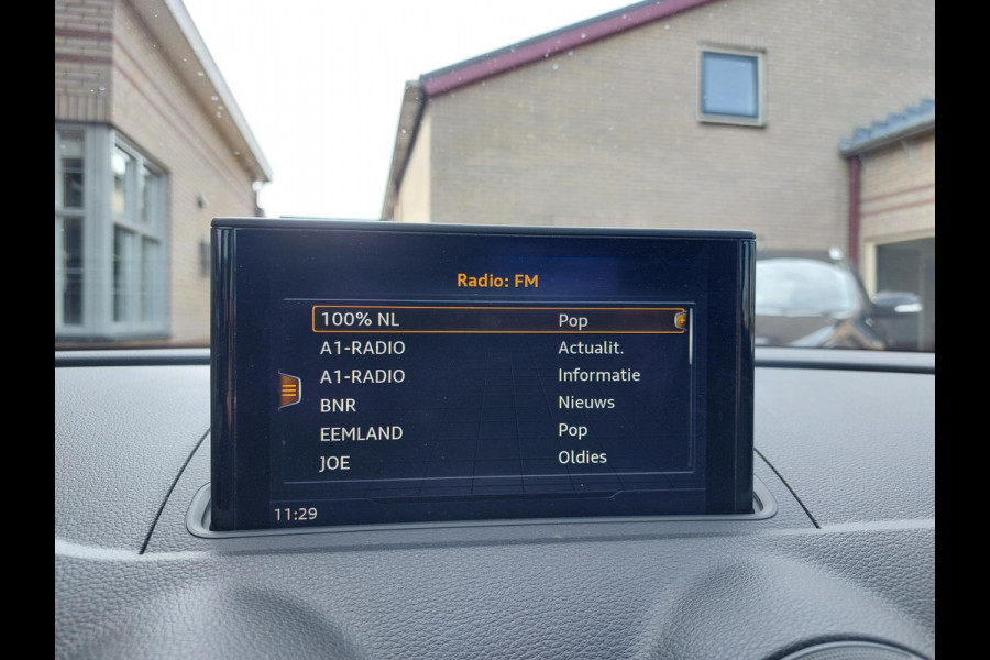 Audi A3 Sportback 40 e-tron Advance Sport | Trekhaak | Camera | 100% onderhouden Audi A3 Sportback 40 e-tron Advance Sport | Trekhaak | Camera | 100% onderhouden