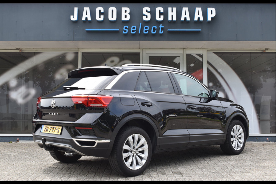 Volkswagen T-Roc 1.5 TSI Style Automaat Navigatie / Adap. Cruise / Trekhaak / PDC v+a / Camera / 17" LM