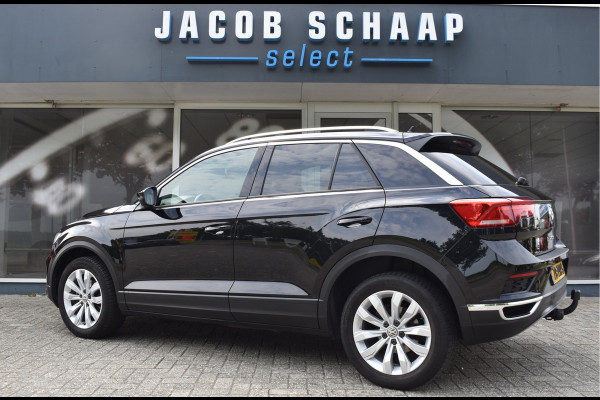 Volkswagen T-Roc 1.5 TSI Style Automaat Navigatie / Adap. Cruise / Trekhaak / PDC v+a / Camera / 17" LM