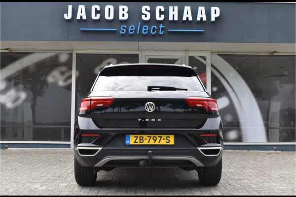 Volkswagen T-Roc 1.5 TSI Style Automaat Navigatie / Adap. Cruise / Trekhaak / PDC v+a / Camera / 17" LM