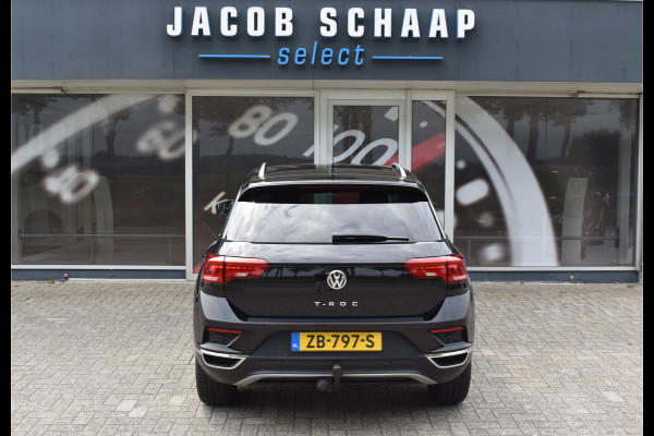 Volkswagen T-Roc 1.5 TSI Style Automaat Navigatie / Adap. Cruise / Trekhaak / PDC v+a / Camera / 17" LM