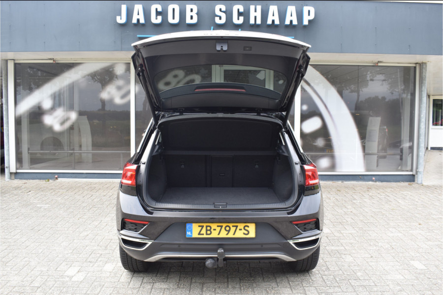 Volkswagen T-Roc 1.5 TSI Style Automaat Navigatie / Adap. Cruise / Trekhaak / PDC v+a / Camera / 17" LM