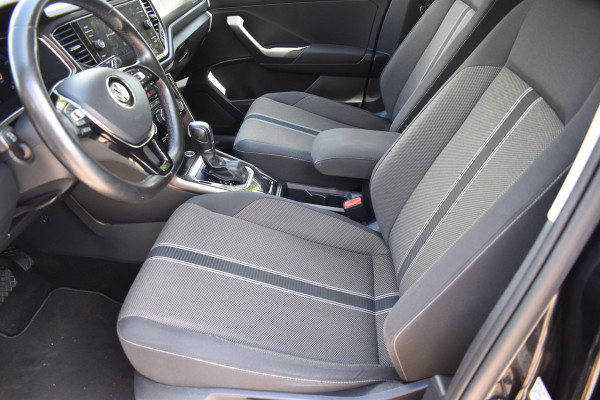 Volkswagen T-Roc 1.5 TSI Style Automaat Navigatie / Adap. Cruise / Trekhaak / PDC v+a / Camera / 17" LM