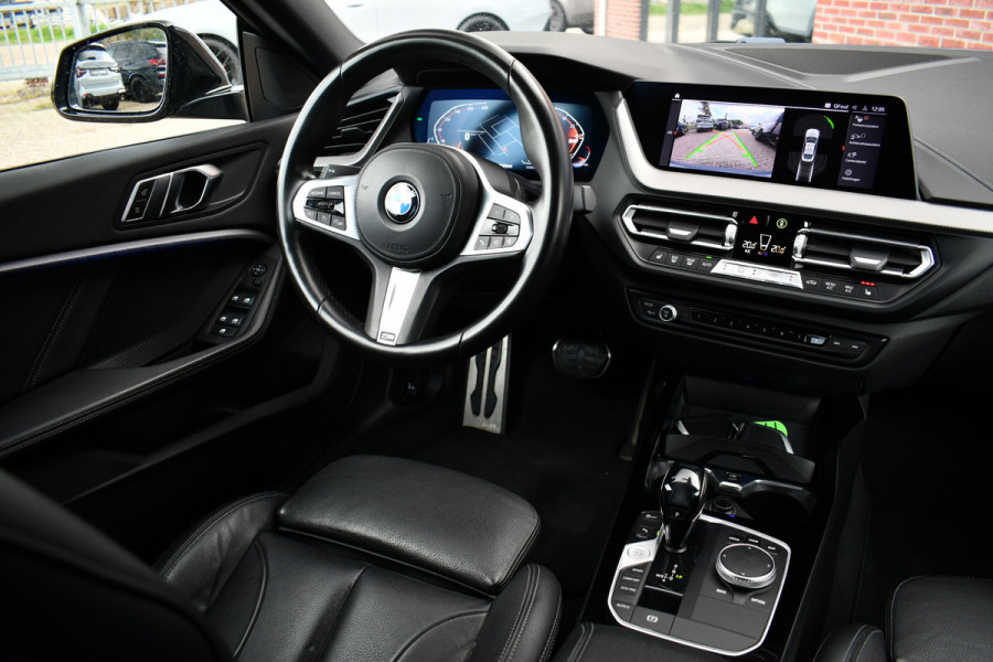 BMW 2 Serie Gran Coupé 218i M-Sport 19inch HiFi Camera Leder Live-cockpit
