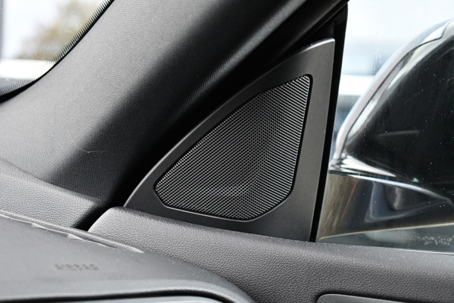 BMW 2 Serie Gran Coupé 218i M-Sport 19inch HiFi Camera Leder Live-cockpit