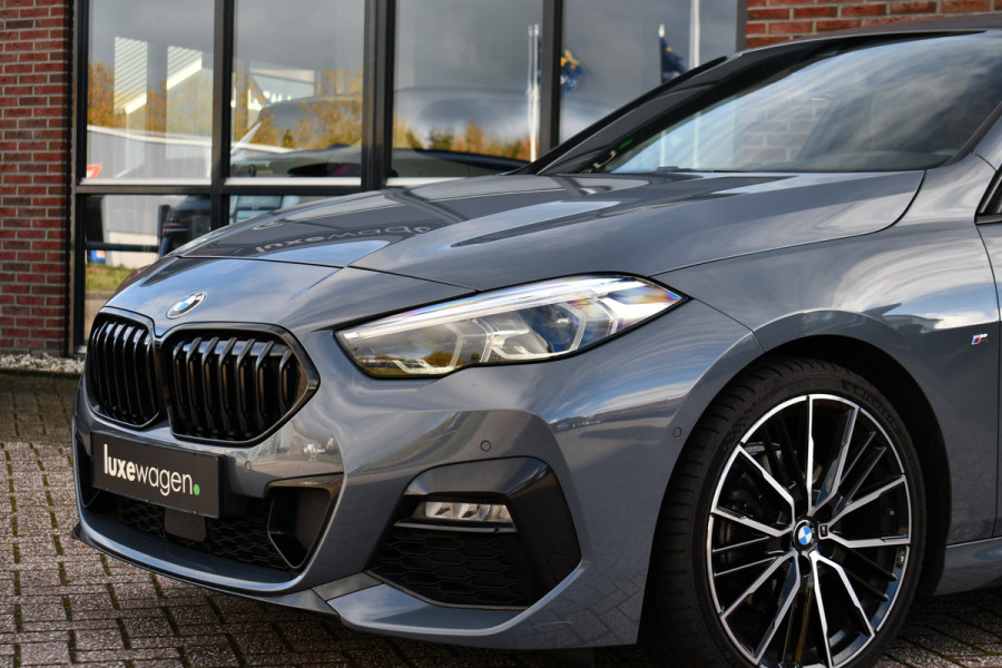BMW 2 Serie Gran Coupé 218i M-Sport 19inch HiFi Camera Leder Live-cockpit