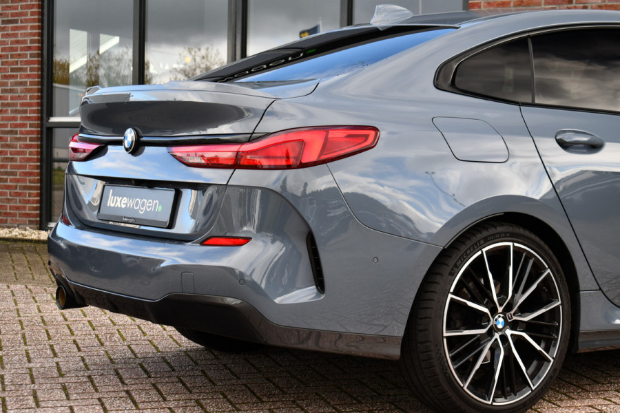 BMW 2 Serie Gran Coupé 218i M-Sport 19inch HiFi Camera Leder Live-cockpit