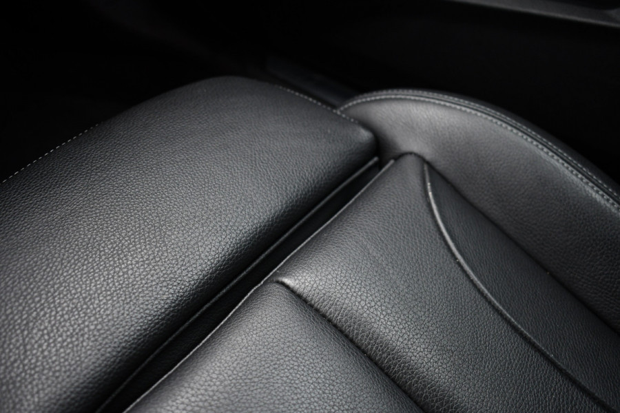 BMW 2 Serie Gran Coupé 218i M-Sport 19inch HiFi Camera Leder Live-cockpit
