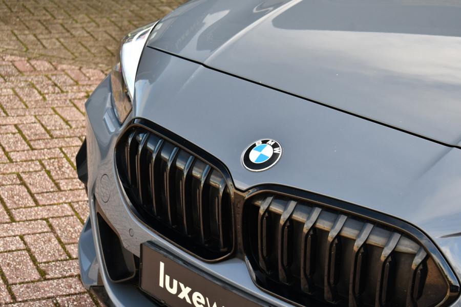 BMW 2 Serie Gran Coupé 218i M-Sport 19inch HiFi Camera Leder Live-cockpit