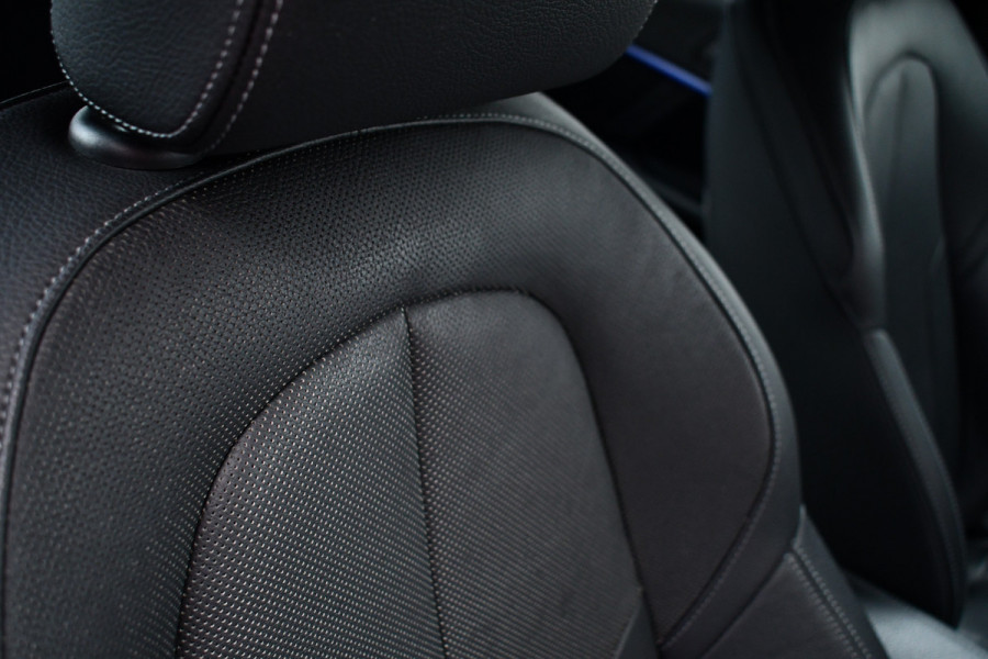 BMW 2 Serie Gran Coupé 218i M-Sport 19inch HiFi Camera Leder Live-cockpit