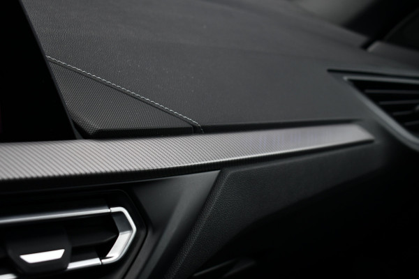BMW 2 Serie Gran Coupé 218i M-Sport 19inch HiFi Camera Leder Live-cockpit