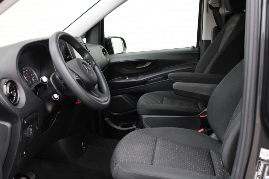 Mercedes-Benz Vito 116 CDI / Aut / DC / 2x Schuifdeur / Led-Xenon / Apple Carplay / Navi / Camera / Vol Opties / NIEUWSTAAT Mercedes-Benz Vito 116 CDI / Aut / DC / 2x Schuifdeur / Led-Xenon / Apple Carplay / Navi / Camera / Vol Opties / NIEUWSTAAT