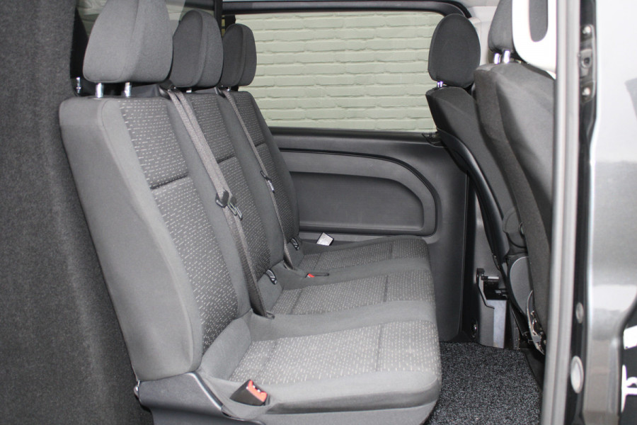 Mercedes-Benz Vito 116 CDI / Aut / DC / 2x Schuifdeur / Led-Xenon / Apple Carplay / Navi / Camera / Vol Opties / NIEUWSTAAT Mercedes-Benz Vito 116 CDI / Aut / DC / 2x Schuifdeur / Led-Xenon / Apple Carplay / Navi / Camera / Vol Opties / NIEUWSTAAT