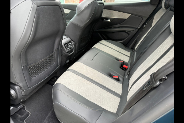 Peugeot 3008 1.6 HYbrid 225 GT - Automaat - Pano/schuifdak - Navi - Camera Peugeot 3008 1.6 HYbrid 225 GT - Automaat - Pano/schuifdak - Navi - Camera