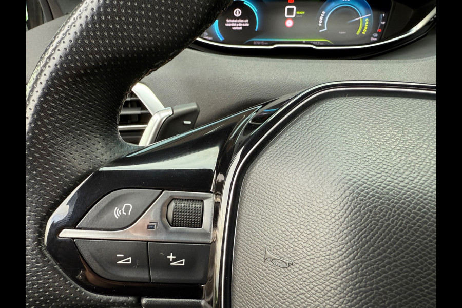 Peugeot 3008 1.6 HYbrid 225 GT - Automaat - Pano/schuifdak - Navi - Camera Peugeot 3008 1.6 HYbrid 225 GT - Automaat - Pano/schuifdak - Navi - Camera