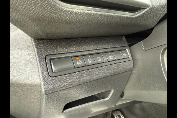 Peugeot 3008 1.6 HYbrid 225 GT - Automaat - Pano/schuifdak - Navi - Camera Peugeot 3008 1.6 HYbrid 225 GT - Automaat - Pano/schuifdak - Navi - Camera