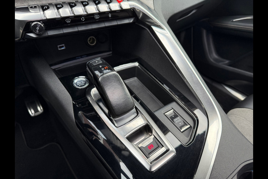 Peugeot 3008 1.6 HYbrid 225 GT - Automaat - Pano/schuifdak - Navi - Camera Peugeot 3008 1.6 HYbrid 225 GT - Automaat - Pano/schuifdak - Navi - Camera