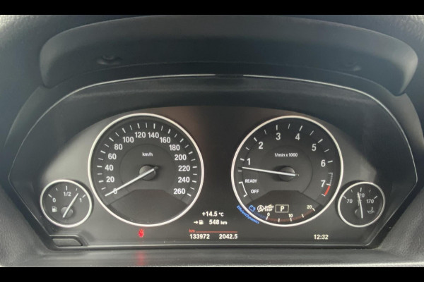 BMW 3 Serie Touring 320i High Executive/ Leer/ Clima/ Verw. stoelen/ Trekhaak