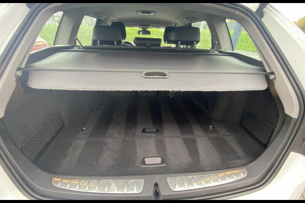 BMW 3 Serie Touring 320i High Executive/ Leer/ Clima/ Verw. stoelen/ Trekhaak
