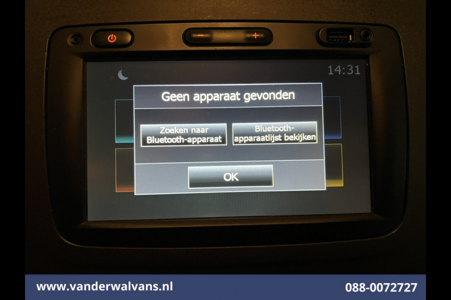 Renault Master 2.3 dCi 131pk L3H2 Euro6 Airco | Camera | Navigatie | Cruisecontrol | Parkeersensoren Bijrijdersbank Renault Master 2.3 dCi 131pk L3H2 Euro6 Airco | Camera | Navigatie | Cruisecontrol | Parkeersensoren Bijrijdersbank