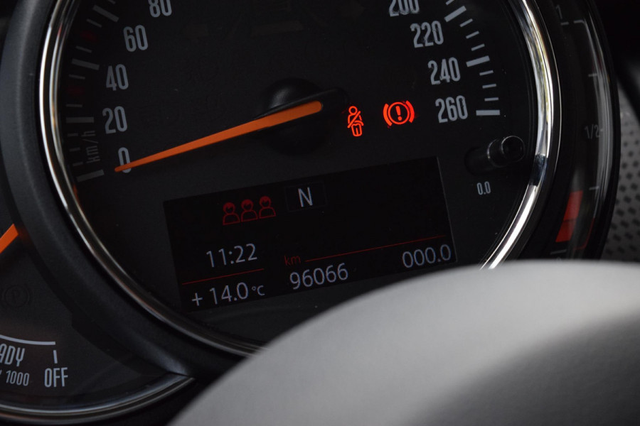 MINI Mini 1.5 Cooper|Led|PDC|Nav|Clima|Cruise| MINI Mini 1.5 Cooper|Led|PDC|Nav|Clima|Cruise|