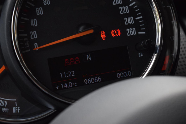 MINI Mini 1.5 Cooper|Led|PDC|Nav|Clima|Cruise| MINI Mini 1.5 Cooper|Led|PDC|Nav|Clima|Cruise|